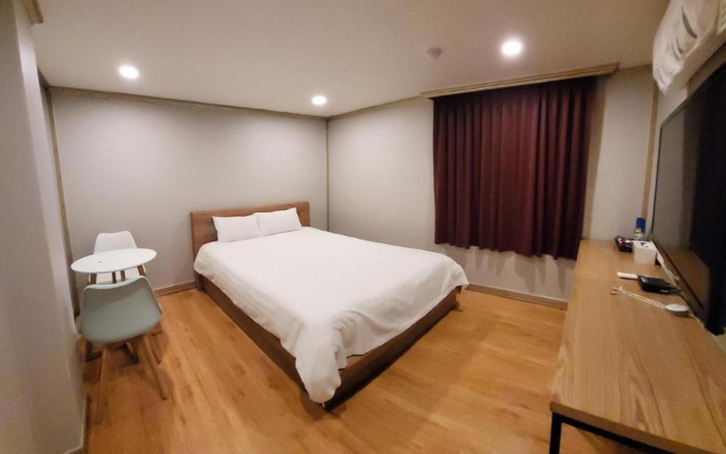 Emerald Ace Hotel Jeju Ngoại thất bức ảnh