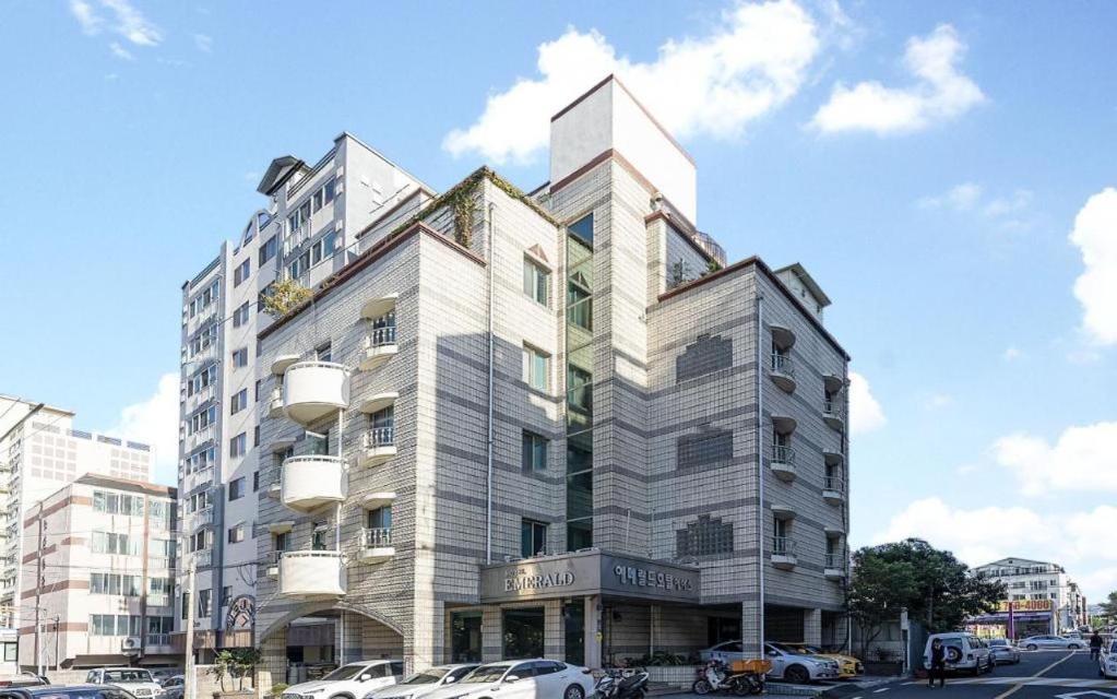 Emerald Ace Hotel Jeju Ngoại thất bức ảnh