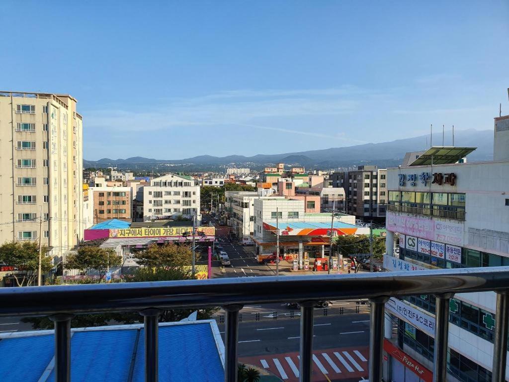 Emerald Ace Hotel Jeju Ngoại thất bức ảnh