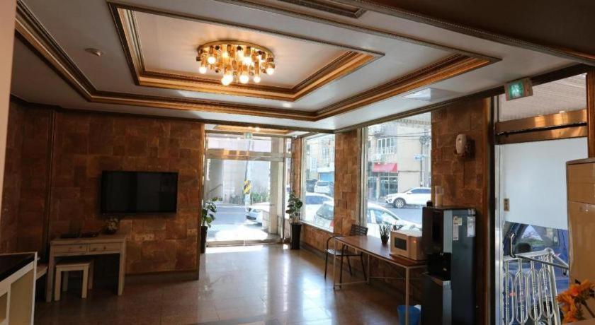 Emerald Ace Hotel Jeju Ngoại thất bức ảnh