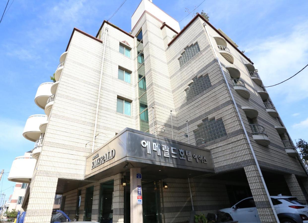 Emerald Ace Hotel Jeju Ngoại thất bức ảnh
